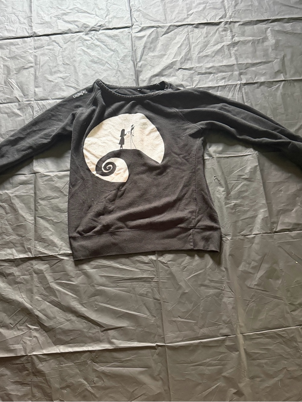 Disney Nightmare Before Christmas Black Crewneck Sweatshirt Women’s Medium